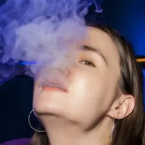 Я Виолла, 26, из Минска, ищу знакомство для общения