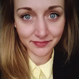 Лариса из Ярцева, ищу на сайте дружбу