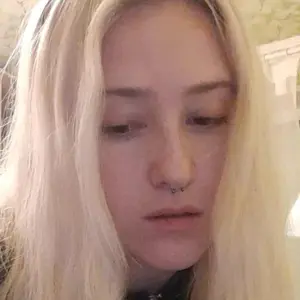 Vlada из Химок, ищу на сайте виртуальный секс