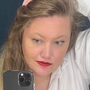Я Анита, 34, из Санкт-Петербурга, ищу знакомство для открытые отношения